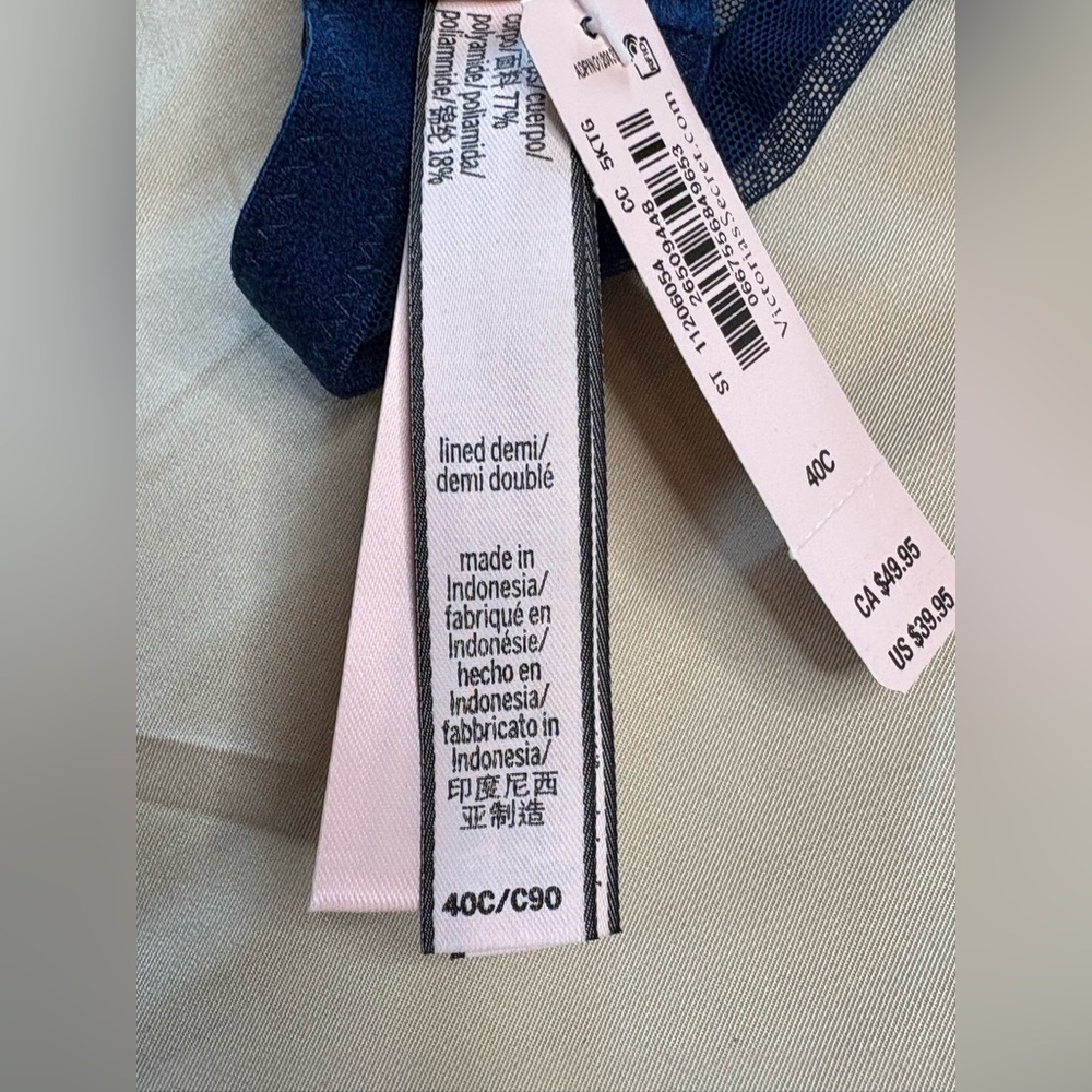 Victoria's Secret Lined Demi Bra NWT - Picture 4 of 4